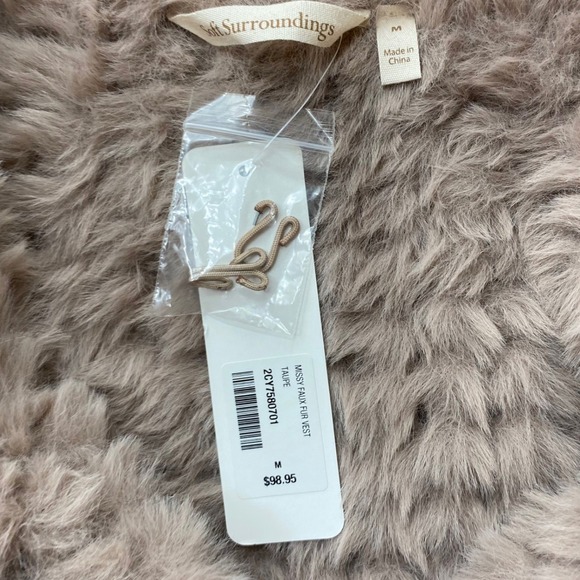 Soft Surroundings Faux Fur Draped Vest NWT Taupe Plush Sleeveless Women's Medium - Picture 5 of 8